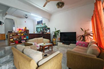 Persiaran Sungai Long 7