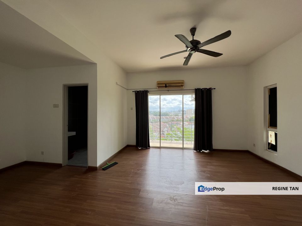 Balakong, Kajang D'Impian Tropika 3 Storey Terrace House for Sale , Selangor, Balakong