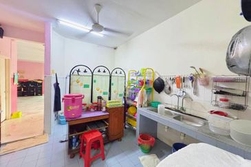 Bandar Tun Hussein Onn