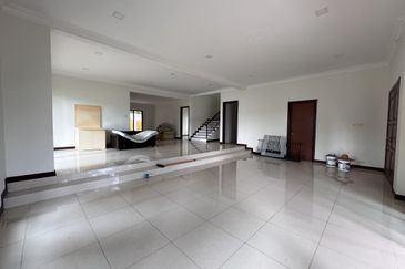 Bukit Suria Garden Village