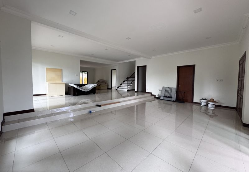 Bukit Suria Garden Village