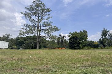 Bukit Suria Garden Village