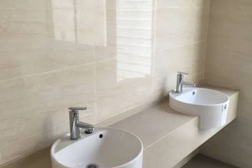 Taman Anggerik Villa