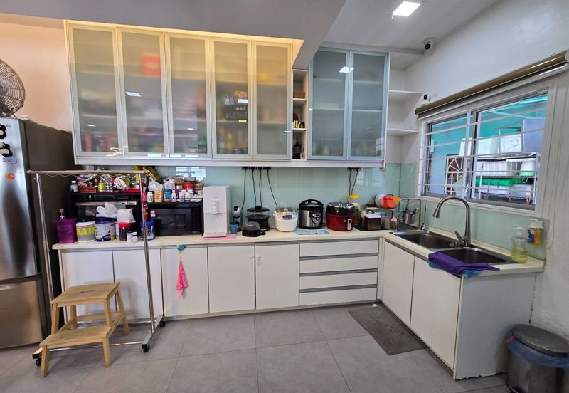 Persiaran Sungai Long 7