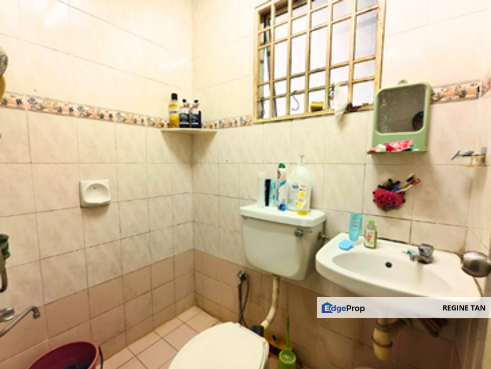 Damai Rasa, Alam Damai 2 Storey Kitchen Extended 22'x75' for Sale , Kuala Lumpur, Cheras