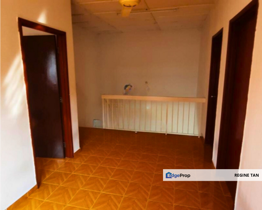 Taman Taming Jaya, Taming Kiri Newly Refurbished 2 Storey Semi-D for Sale , Selangor, Balakong