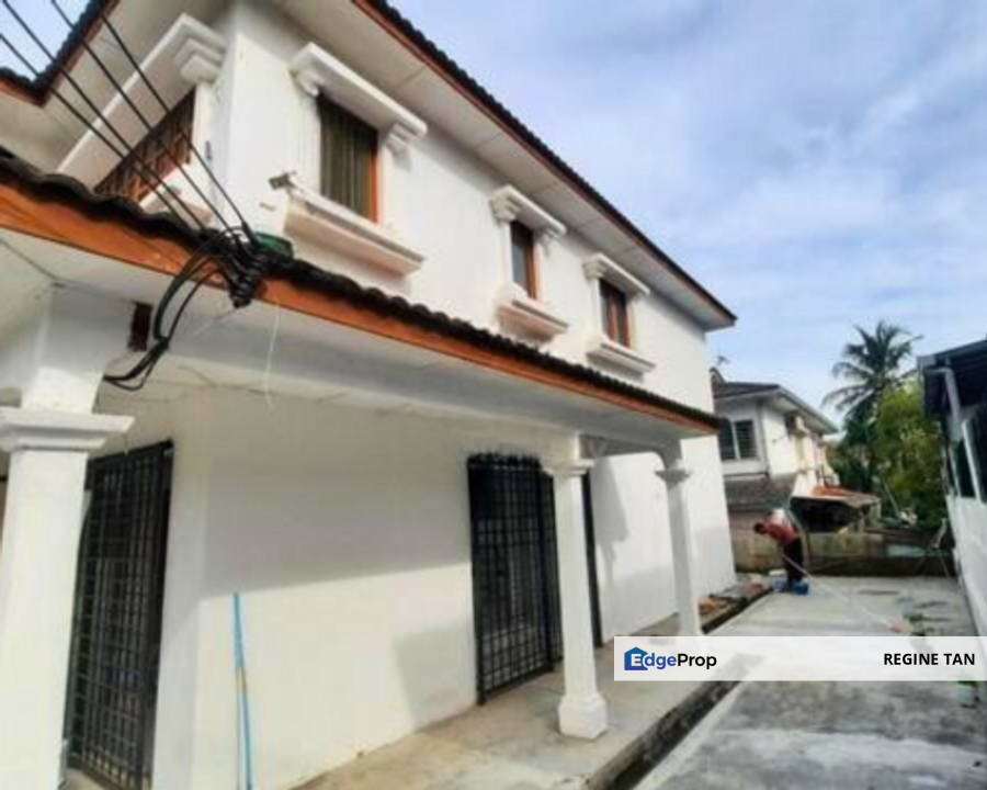 Taman Taming Jaya, Taming Kiri Newly Refurbished 2 Storey Semi-D for Sale , Selangor, Balakong