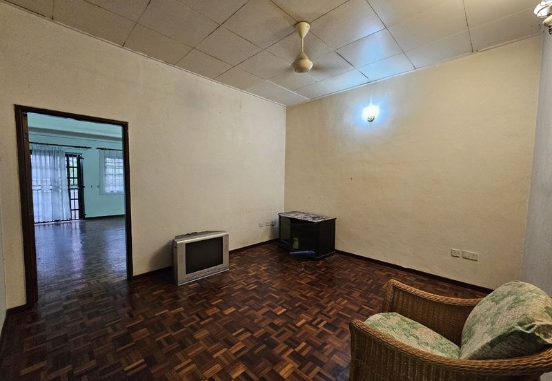 SL 4, Bandar Sungai Long