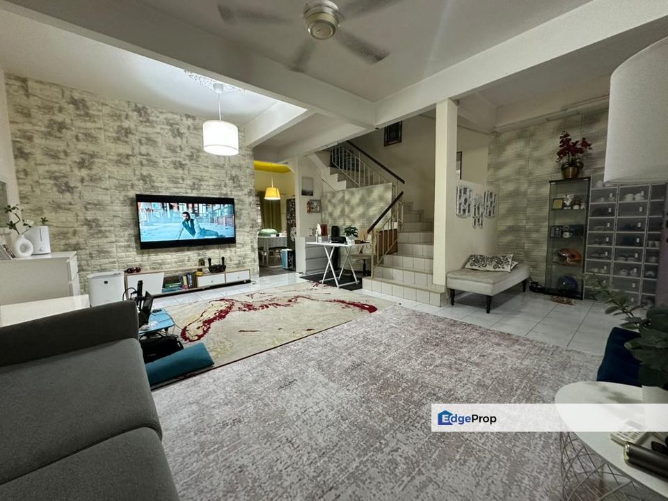 Mahkota Cheras Gated Guarded 2 Storey House 20'x65' for Sell, Selangor, Cheras