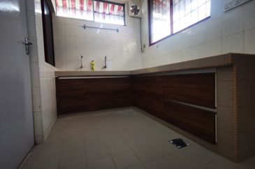 SL7, Bandar Sungai Long