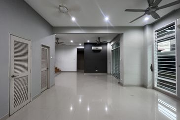 Bandar Tun Hussein Onn