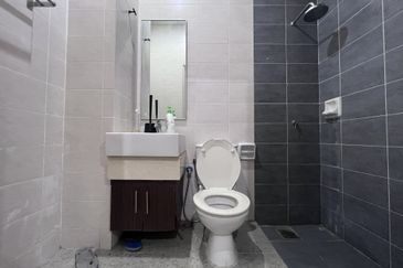 Bandar Tun Hussein Onn