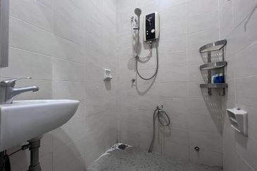 Bandar Tun Hussein Onn