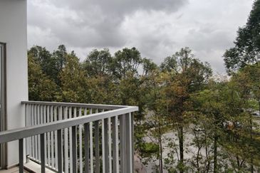 Jadite Suites @ Jade Hills