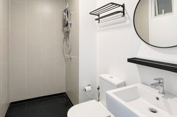 UNA Serviced Apartment