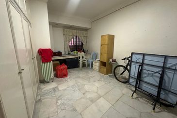 SL 4, Bandar Sungai Long