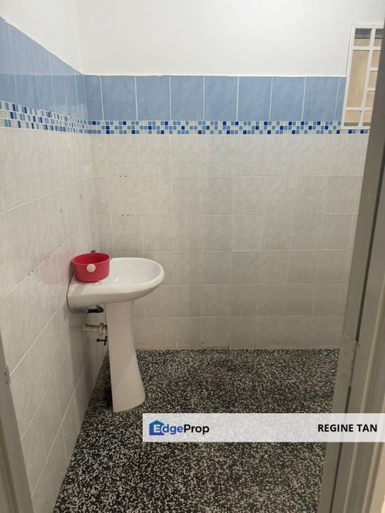 Batu 9 Cheras, Taragon Puteri Townhouse 1087 sq ft for sale , Selangor, Batu 9th Cheras