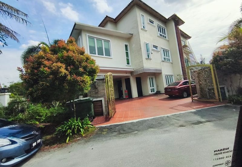 Bandar Mahkota Cheras