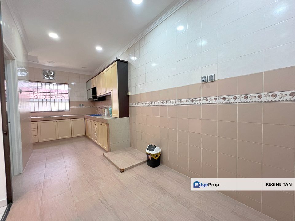 Damai Perdana Double 2 Storey Partly Furnished house for rent , Kuala Lumpur, Cheras