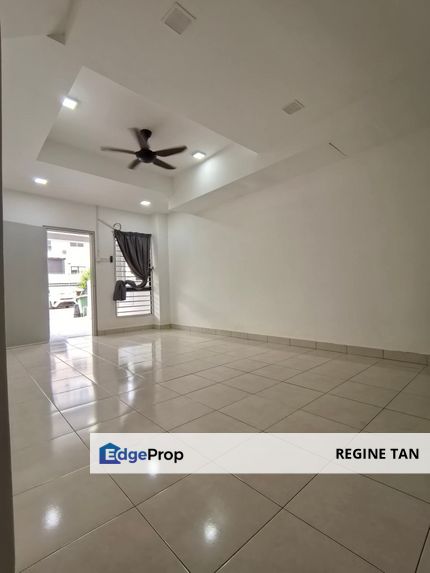 Sungai Long 7 Townhouse 3Bedrooms 2 Bathrooms with Balcony for rent , Selangor, Bandar Sungai Long