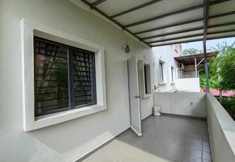 SL7, Bandar Sungai Long