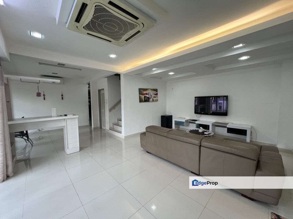Mahkota Cheras 2 Storey Corner Gated Guarded partly furnished for rent , Selangor, Cheras