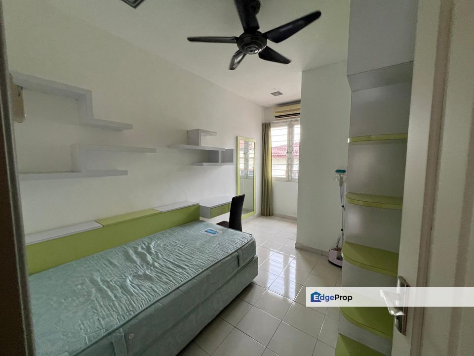 Mahkota Cheras 2 Storey Corner Gated Guarded partly furnished for rent , Selangor, Cheras