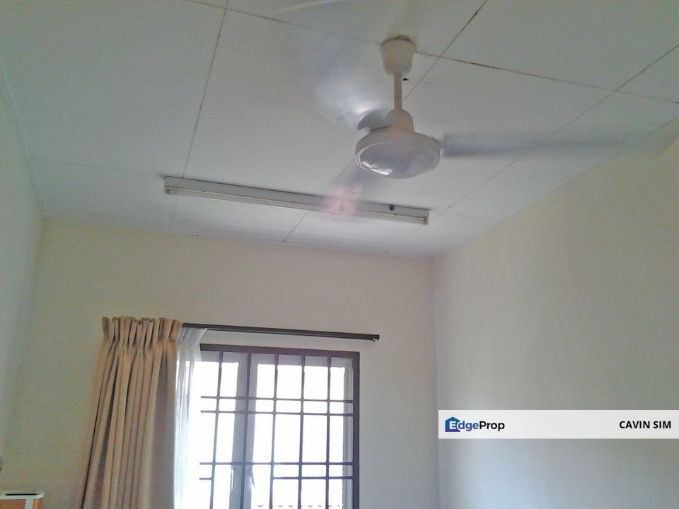 Medium Cost-jalan keindahan, Taman Univeriti, Skudai Johor, Johor, Skudai