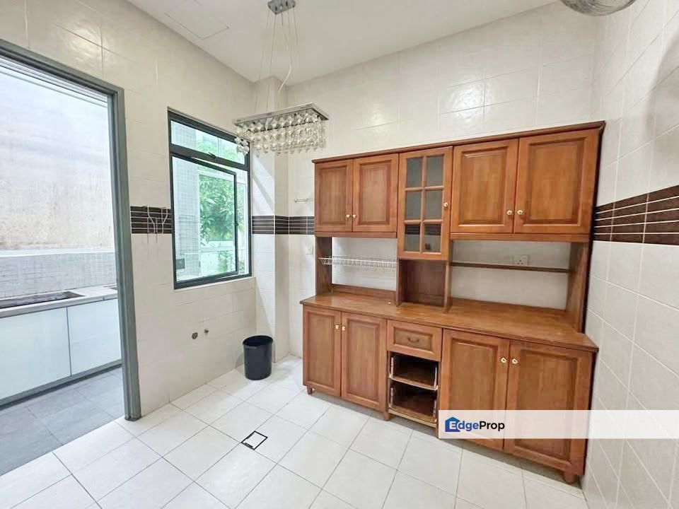 10 Min to second link checkpoint singapore tuas, Johor, East Ledang