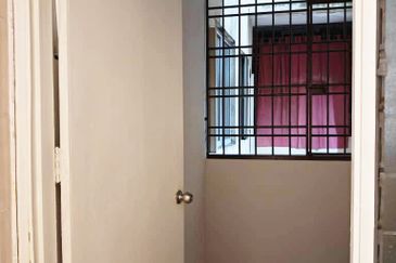 Prima Regency (Abbey Court)