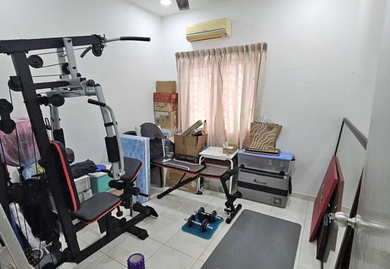 Jalan Setia Tropika 2/11