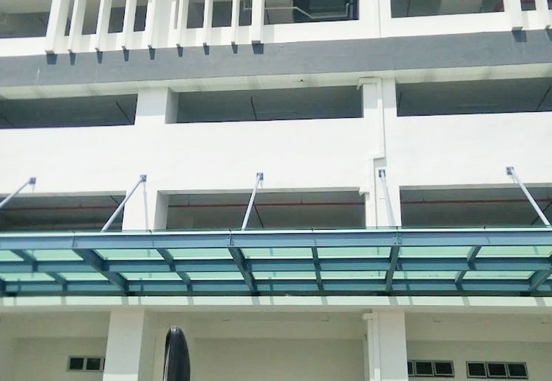 Meridin Bayvue Apartment