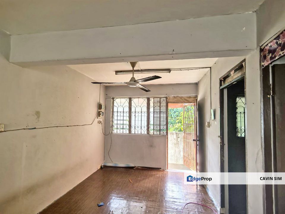 70% of the residents are Chinese, and the location easy to sutera, Johor, Johor Bahru