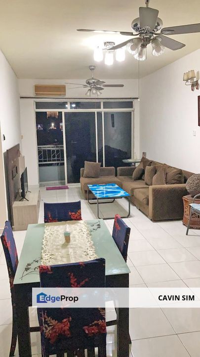 Full Loan_Good Condition Sri Akasia Apartment, Easy By bus to singapore, Johor, Tampoi