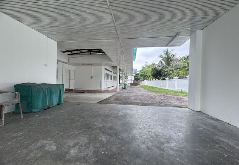 Jalan Lingkungan U Thant 