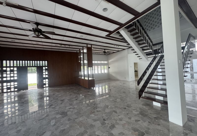 Jalan Lingkungan U Thant 