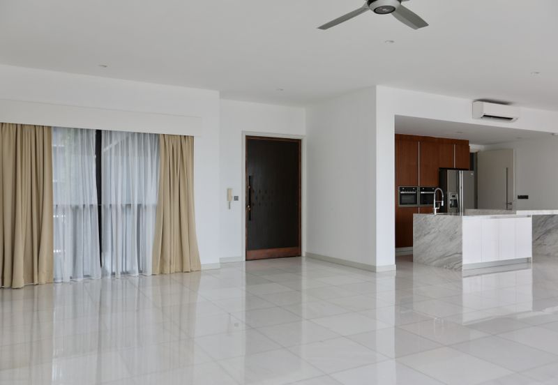 Dedaun Hijau (Greenfield Regency)