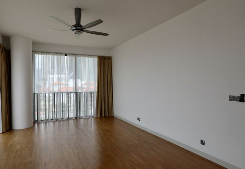 Dedaun Hijau (Greenfield Regency)