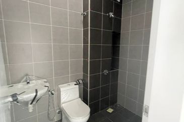 Reef Of Tropics, Setia Eco Glades