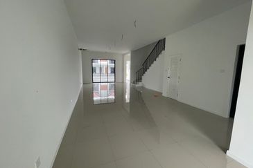 Reef Of Tropics, Setia Eco Glades