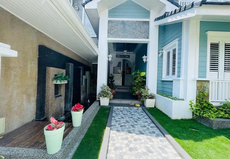 Perdana Lakeview East