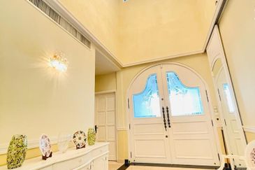 Perdana Lakeview East