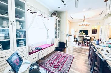 Perdana Lakeview East