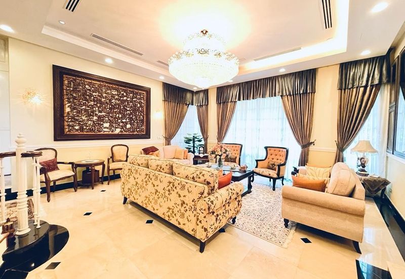 Perdana Lakeview East