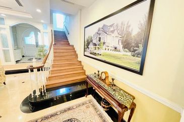 Perdana Lakeview East