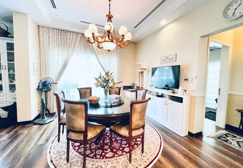 Perdana Lakeview East