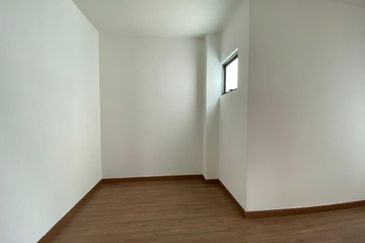 Lake Point Residence