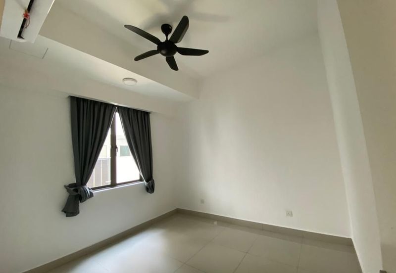 Lake Point Residence