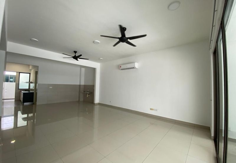 Lake Point Residence