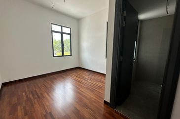 Setia Marina Glade 7